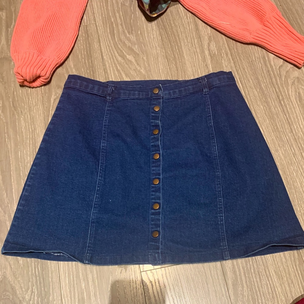 Forever 21 denim button up skirt